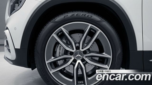 Mercedes-Benz GLB-Class X247 AMG GLB35 4MATIC - фото 4