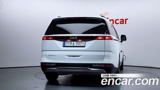 Kia Carnival 4-го поколения 11-Seater Noblesse - фото 3