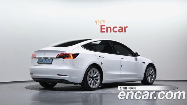 Tesla Model 3 Long Range AWD - фото 1