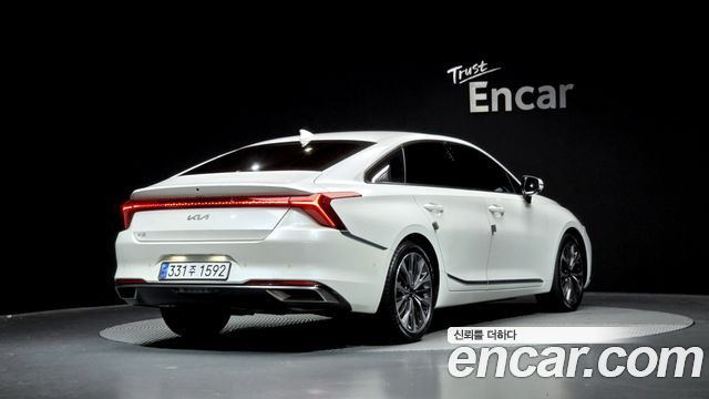 Kia K8 2.5 Gasoline 2WD Signature - фото 1