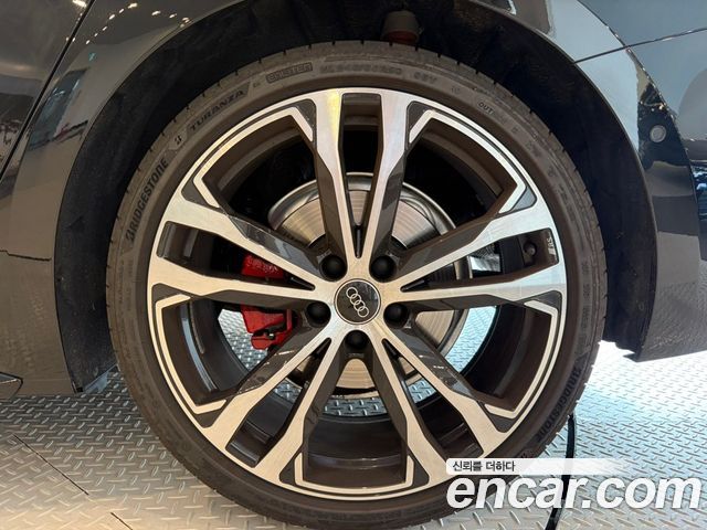 Audi A5 B10 40 TFSI Quattro S Line Black Edition - фото 4