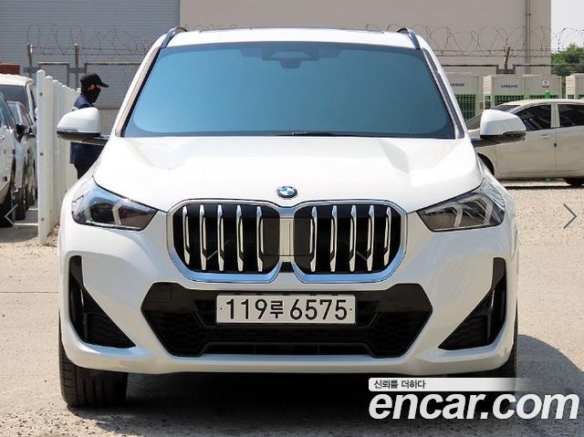 BMW X1 U11 xDrive 20i M Sport - фото 0