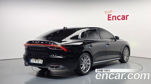Hyundai Grandeur Новый IG 2.5 Calligraphy - фото 1