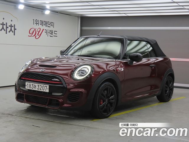 Mini Cooper Convertible JCW 3rd - фото 0