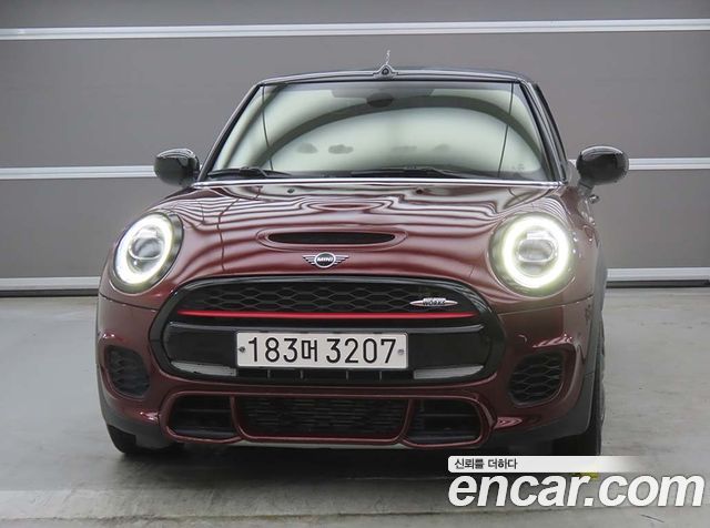 Mini Cooper Convertible JCW 3rd - фото 1