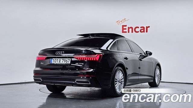 Audi A6 C8 45 TFSI Premium - фото 1