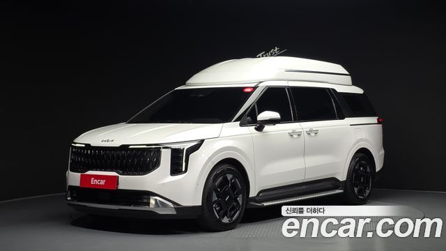 Kia Carnival Новый 4-го поколения HEV 7-Seater Hi Limousine Signature - фото 0