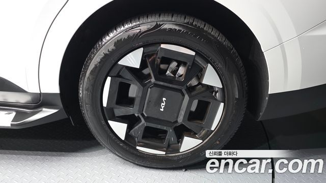 Kia Carnival Новый 4-го поколения HEV 7-Seater Hi Limousine Signature - фото 4