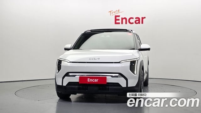 Kia EV3 Long Range 2WD Earth - фото 2