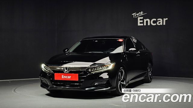 Honda Accord 10-го поколения 2.0 Turbo Sport - фото 0