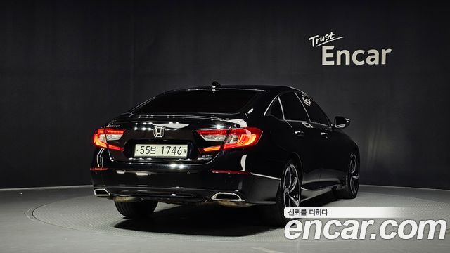 Honda Accord 10-го поколения 2.0 Turbo Sport - фото 1