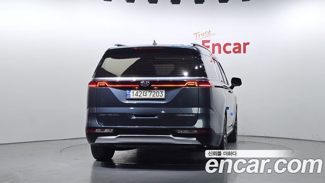 Kia Carnival 4-го поколения Gasoline 7-Seater Signature - фото 3