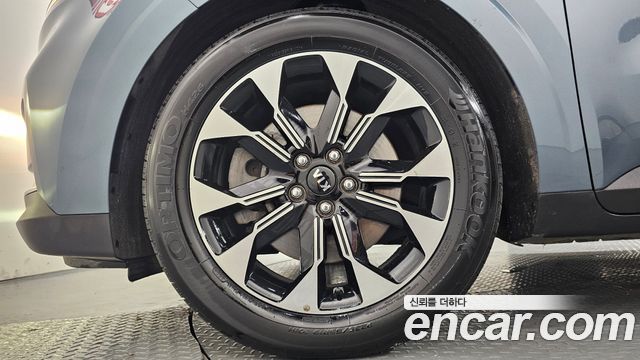 Kia Carnival 4-го поколения Gasoline 7-Seater Signature - фото 4