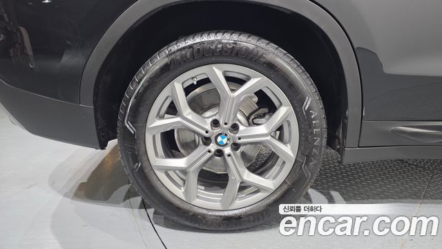 BMW X3 G01 xDrive 20i - фото 4