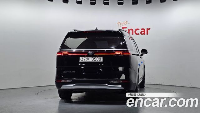 Kia Carnival 4-го поколения 9-Seater Signature - фото 3
