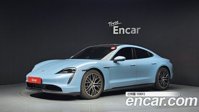 Porsche Taycan Base - фото 0