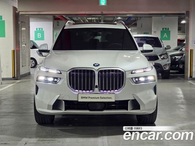 BMW X7 G07 xDrive 40i Design Pure Excellence 7-Seater - фото 1