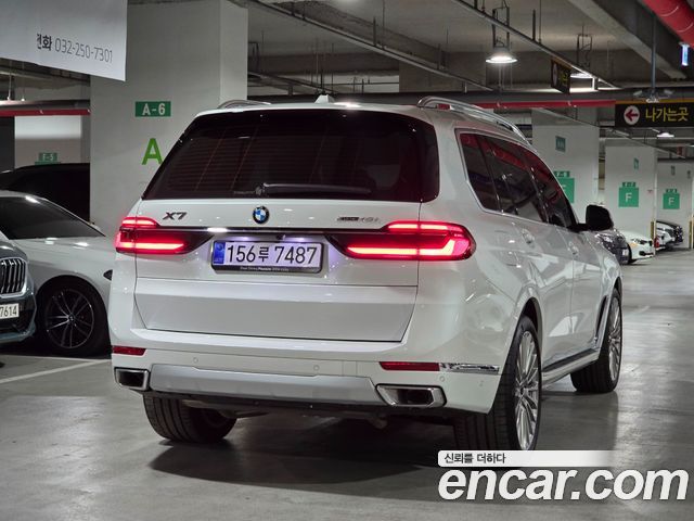 BMW X7 G07 xDrive 40i Design Pure Excellence 7-Seater - фото 3