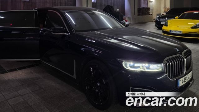 BMW 7-Series G11 750Li xDrive Design Pure Excellence - фото 1