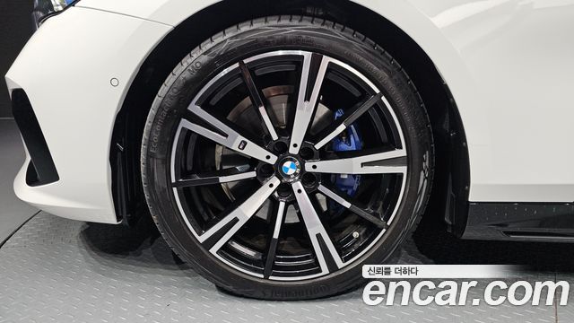 BMW 5-Series G60 530i xDrive M Sport - фото 4