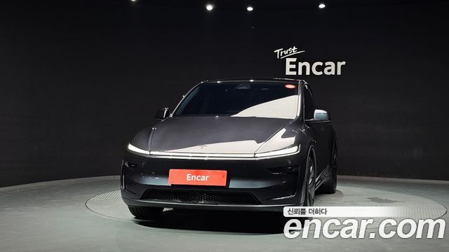 Tesla Model Y RWD - фото 2