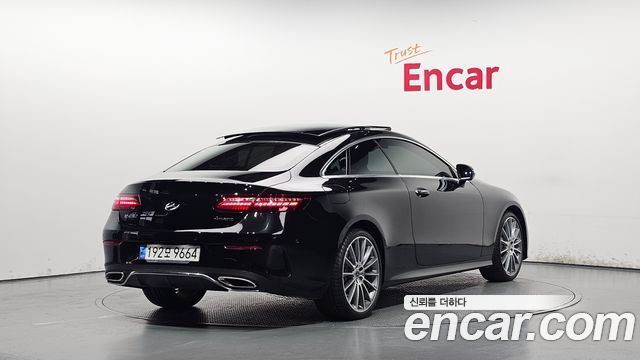 Mercedes-Benz E-Class W213 E450 4MATIC Coupe - фото 1