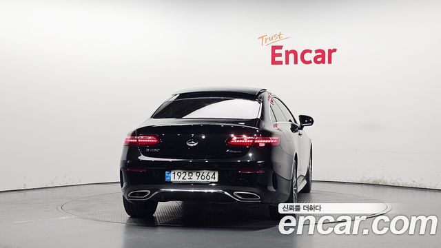 Mercedes-Benz E-Class W213 E450 4MATIC Coupe - фото 3