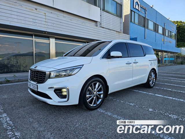 Kia Carnival Новый 9-Seater Noblesse Special - фото 0