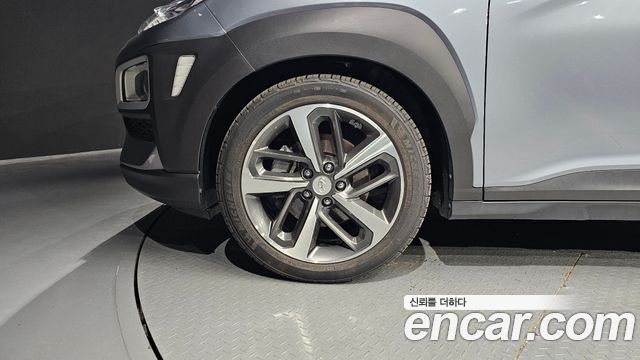 Hyundai Kona 1.6 Turbo 2WD Modern Tech - фото 4