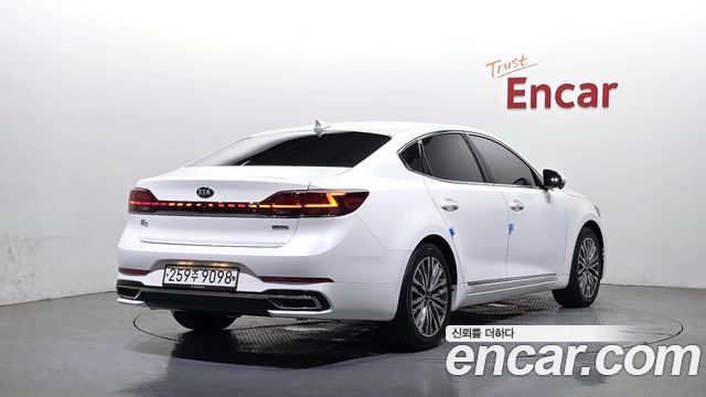 Kia K7 Premier, гибрид Signature - фото 1