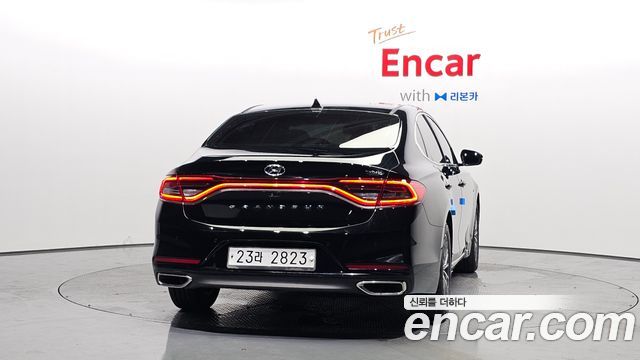 Hyundai Grandeur IG, гибрид Exclusive Special - фото 3