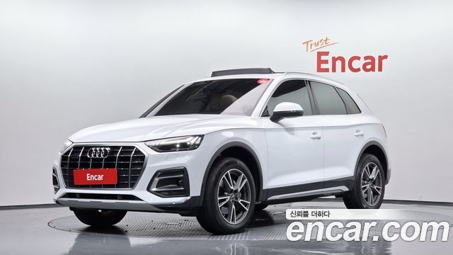 Audi Q5 FY 45 TFSI Quattro - фото 0