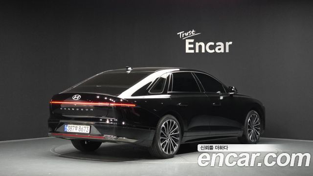 Hyundai Grandeur GN7, гибрид Calligraphy - фото 0