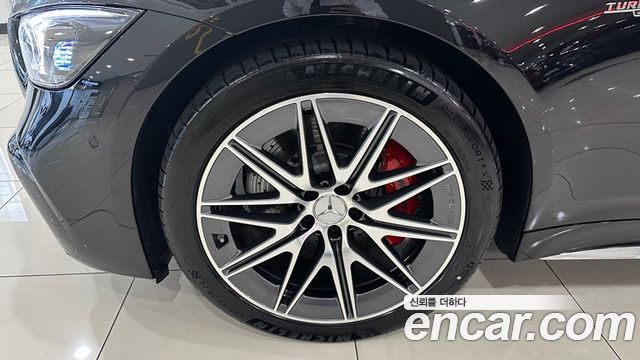 Mercedes-Benz AMG GT 4Door 43 4MATIC+ - фото 4