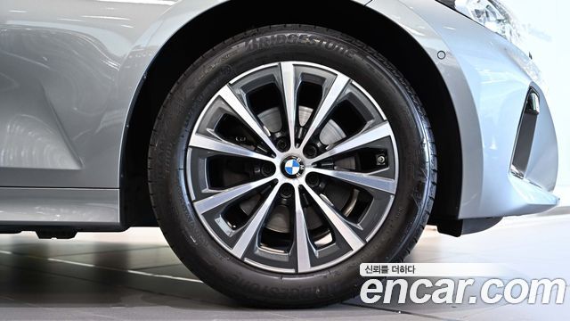 BMW 3-Series G20 320i - фото 4