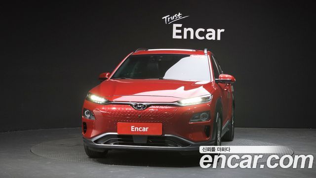 Hyundai Kona Premium - фото 1
