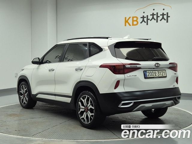 Kia Seltos Gasoline 1.6 Turbo 4WD Signature - фото 2