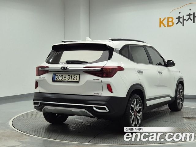 Kia Seltos Gasoline 1.6 Turbo 4WD Signature - фото 3