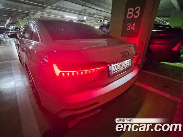 Audi A6 C8 45 TFSI Quattro Premium - фото 3