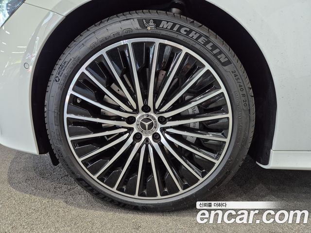 Mercedes-Benz E-Class W214 E450 4MATIC Exclusive - фото 4