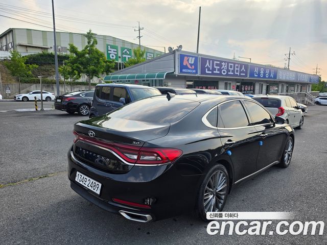 Hyundai Grandeur IG 3.0 Exclusive Special - фото 2