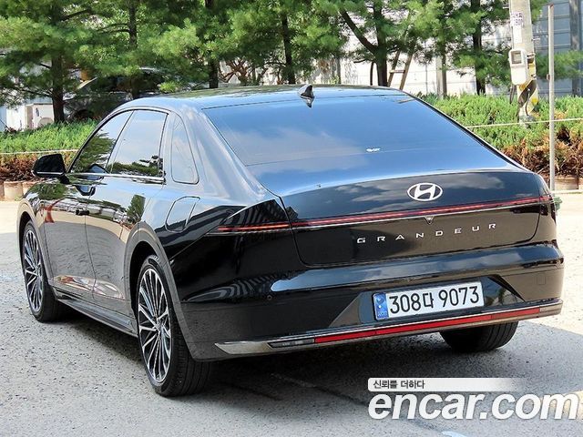 Hyundai Grandeur GN7, гибрид Calligraphy - фото 2