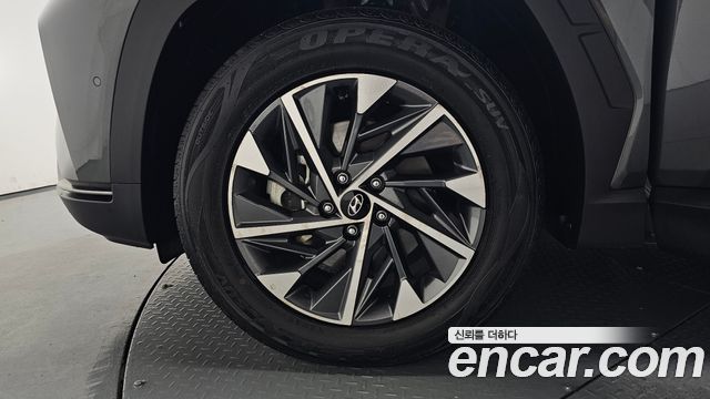 Hyundai Tucson NX4, гибрид Inspiration 2WD - фото 4