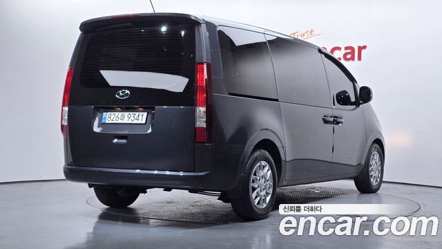 Hyundai Staria Cargo 5-Seater Modern - фото 1