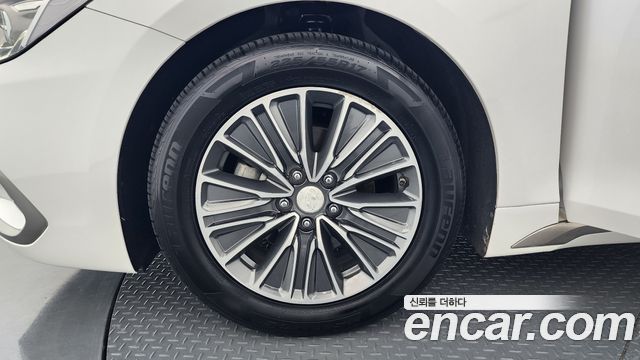 Hyundai Grandeur IG, гибрид Exclusive Special - фото 4