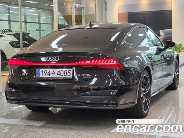 Audi A7 55 TFSI e Quattro Premium - фото 1