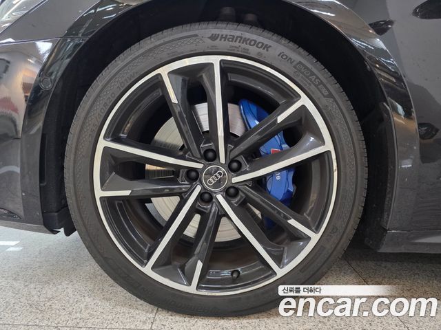 Audi A7 55 TFSI e Quattro Premium - фото 4