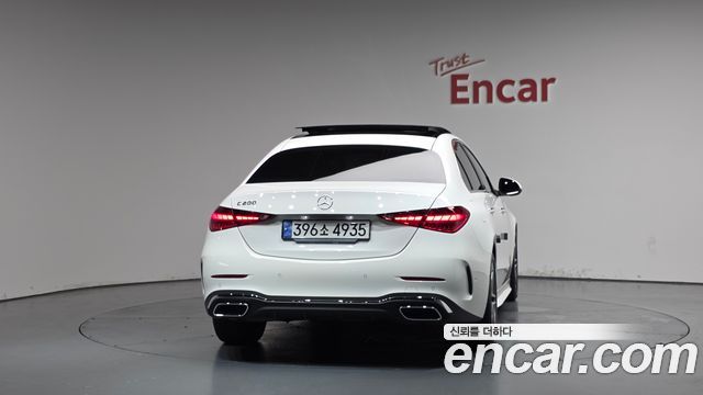 Mercedes-Benz C-Class W206 C200 AMG Line - фото 2