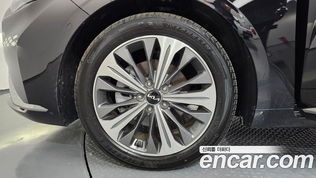 Kia K8 гибрид Signature Special - фото 4