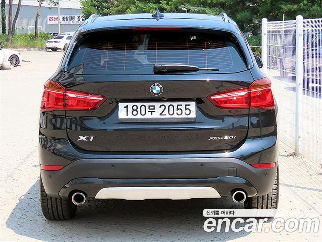 BMW X1 F48 xDrive 20i xLine - фото 3